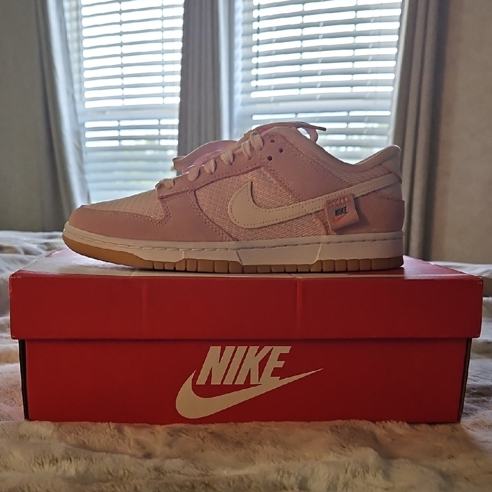Nike Blush and Cream Low-Tops